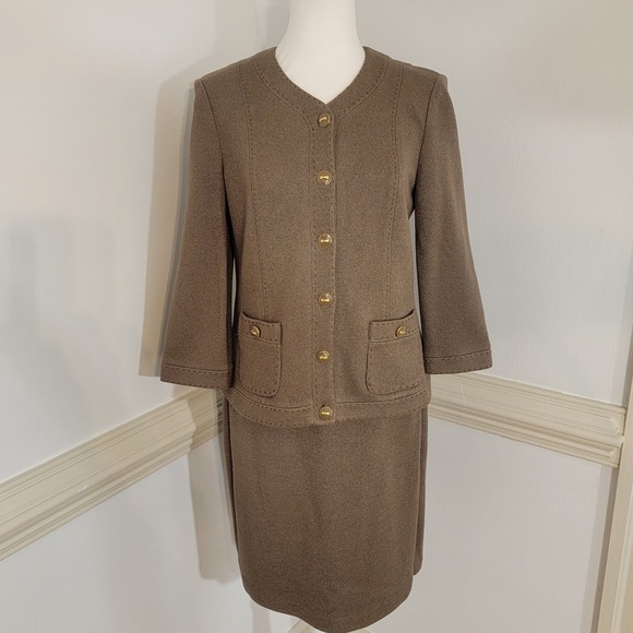 Vintage St John Collection Skirt Suit Brown Knit Gold Buttons USA Womens Set 6 8 - Picture 2 of 16